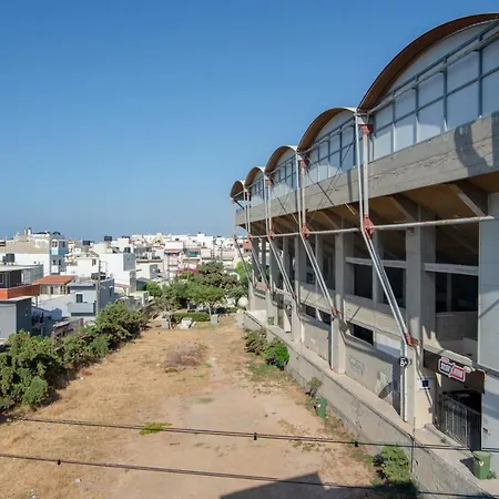 Spacious House With Seaview *