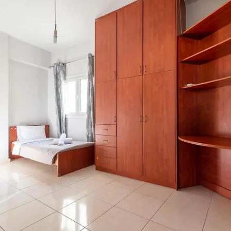 Spacious House With Seaview *