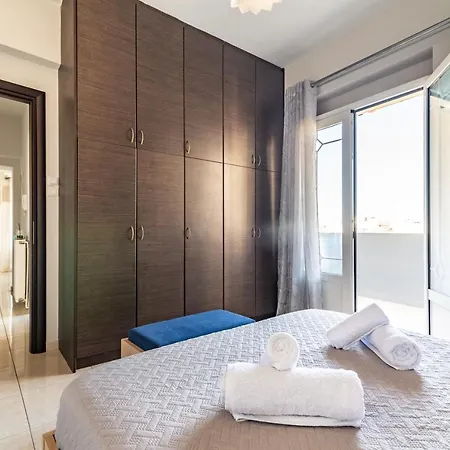 Spacious House With Seaview Διαμέρισμα